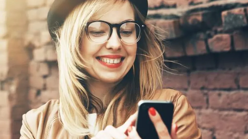 Imagem celular 11 do artigo Conectados pela fé: Dá pra encontrar um amor na internet?