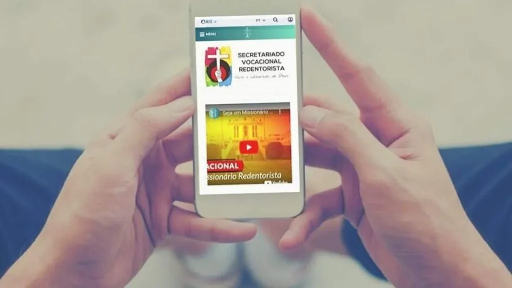 Secretariado Vocacional utiliza o celular e as redes sociais para manter contato com os jovens.