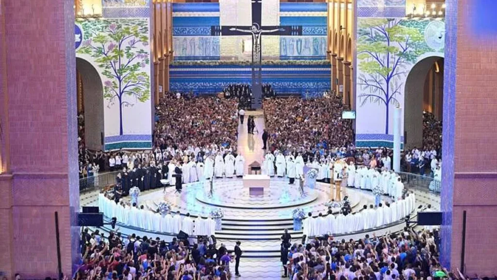 Imagem Missa Solene 12 de outubro do artigo Venha receber a indulgência jubilar na Casa da Mãe