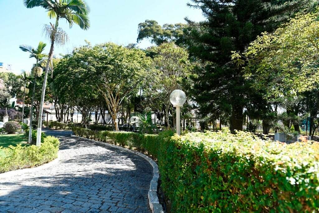 Entrada para estacionamento da entrada da Casa de Hospedagem e Seminário Santo Afonso — foto 11 de 15