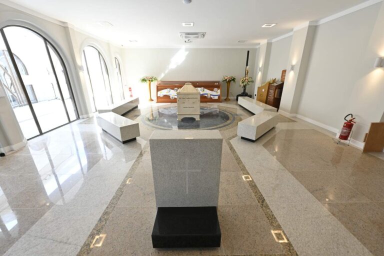 Capela dos Mortos e Túmulo do Pe. Vítor, no Memorial Redentorista