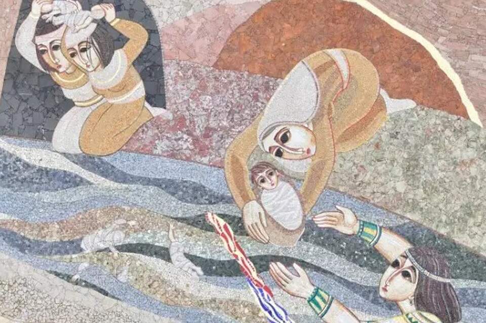 Mosaico da Fachada Norte: A mãe de Moisés o salva colocando-o nas águas do Rio Nilo