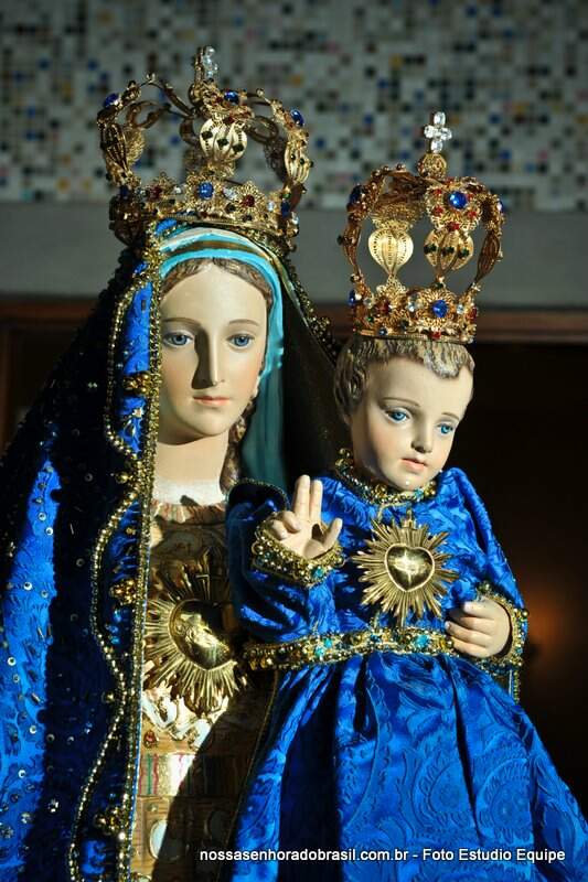 Nossa Senhora do Brasil: mãe das famílias brasileiras