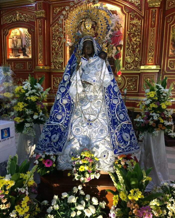 Nossa Senhora do Santo Rosário, nas Filipinas