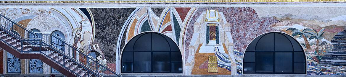 Mosaico da Fachada Sul: O Templo de Jerusalém e o novo Templo
