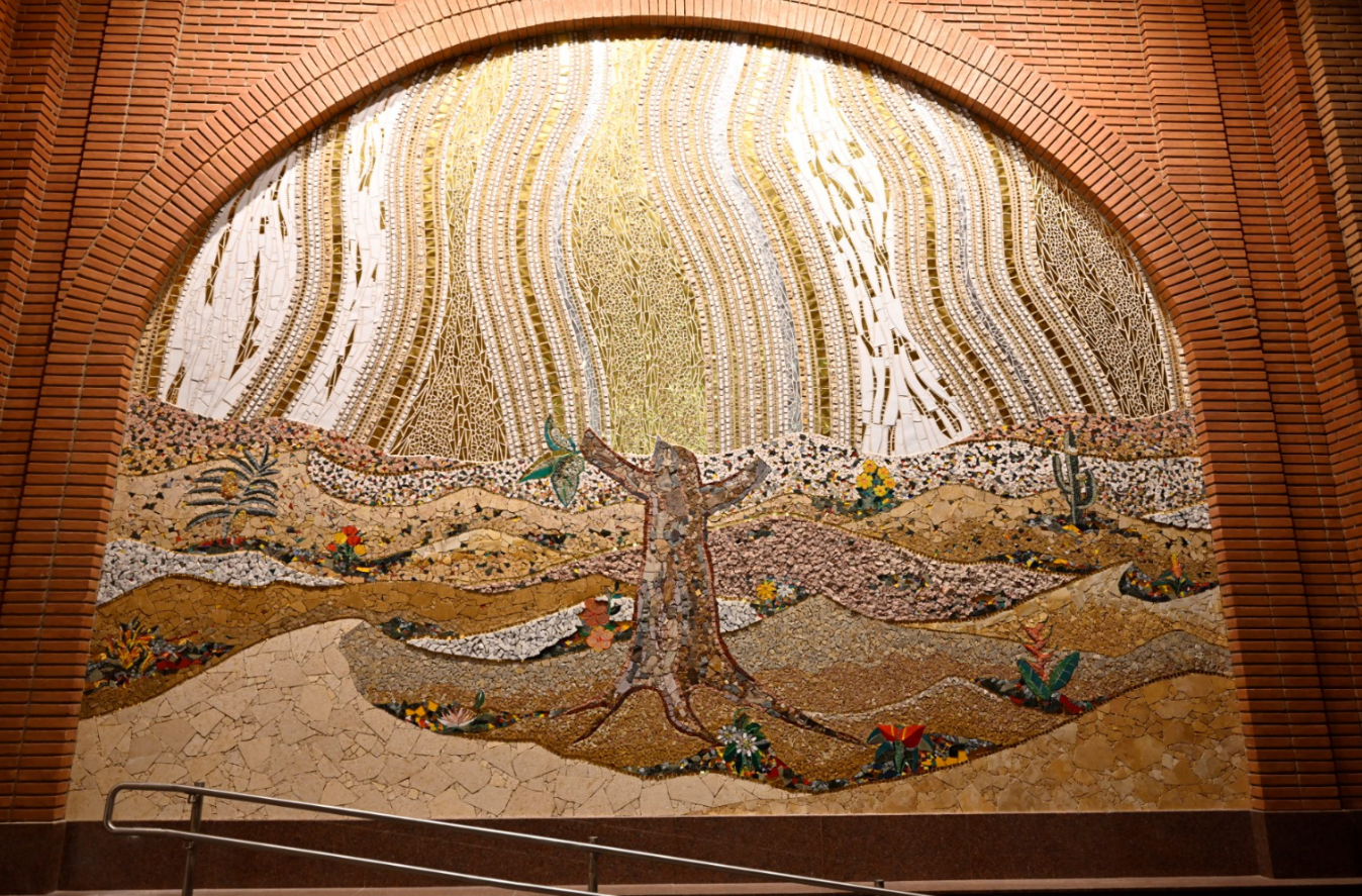 Mosaico da Fachada Sul: O deserto começa a florir, o novo Israel está para surgir