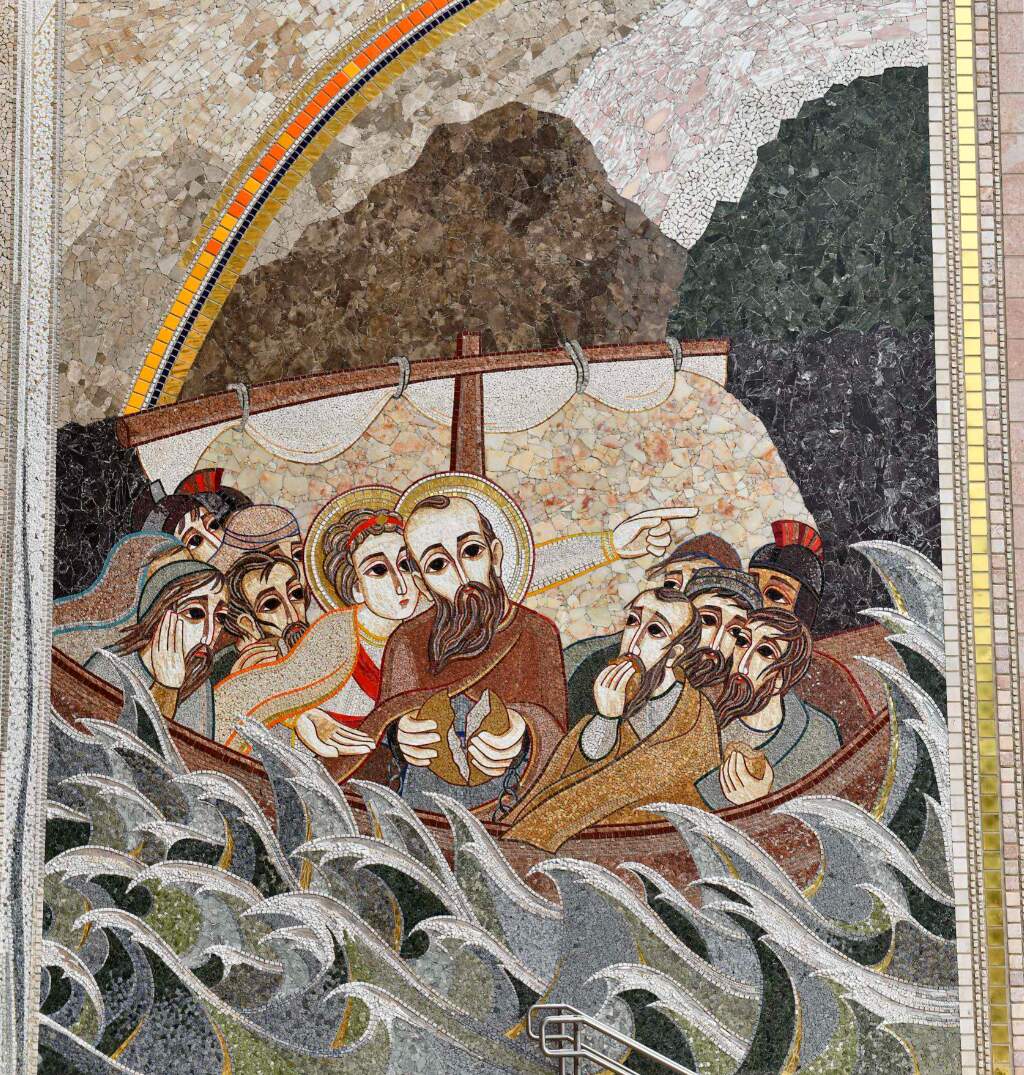 Mosaico da Fachada Oeste: A tempestade acalmada